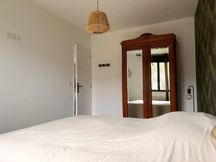 Home 724 Saint-Leger-du-Bourg-Denis Exterior foto